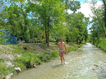 The derbous, a small provençal river