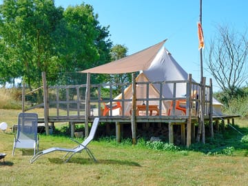Sibley and decking