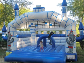 The inflatable castle