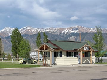 Moose crossing rv park entrance and office