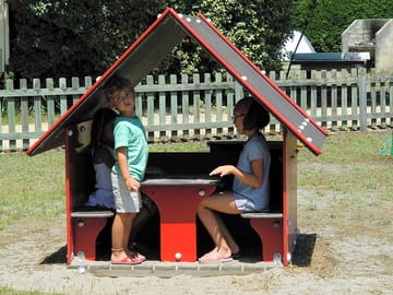 Kids' cabin