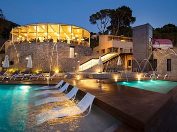 Terrace next to the pool