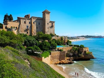 Tamarit castle and cala jovera - 1.2km from the campsite