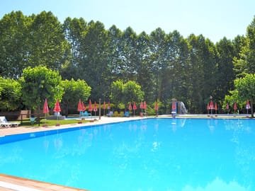 Outdoor pool, open during high season