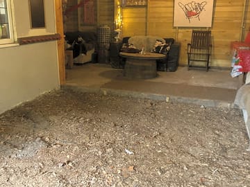 Log cabin space