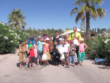 Kids' club available in high season