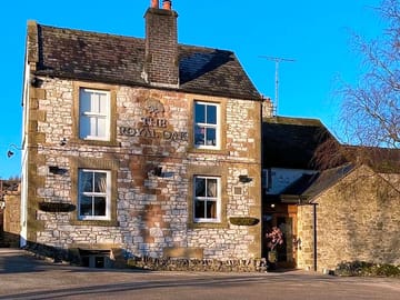 The cosy pub, where you can enjoy food and drinks throughout your stay