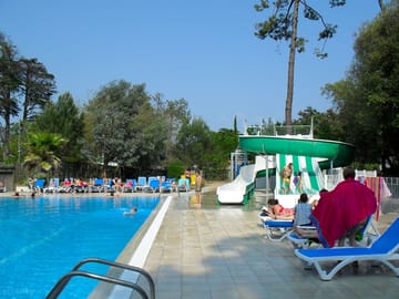 Outdoor swimming pool