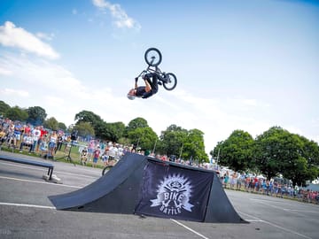 Bmx stunt show