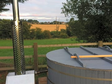 Hot tub - detail