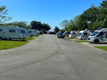 Bmw touring field