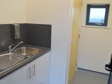 The dish-wash facility