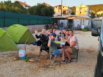 Alfresco dining
