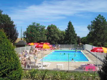 Outdoor swimming pool