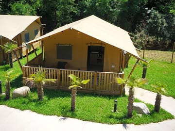 Lodge exterior