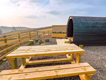 Picnic bench