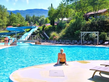 Pool complex