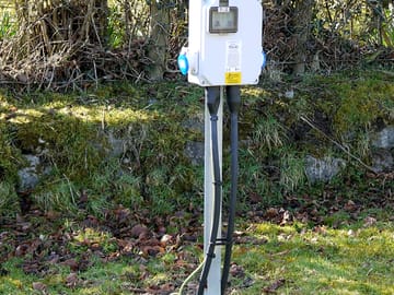 Electric hookups for each pitch