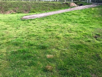Entry track