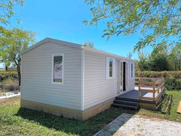 Caravan exterior