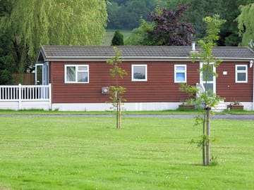 Lupin Lodge