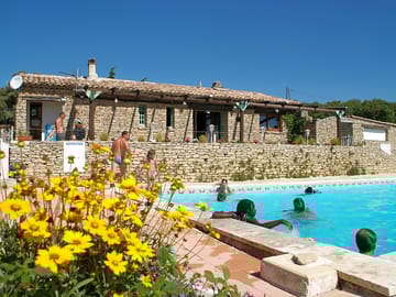 Swimming pool with access to the snack bar