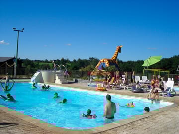 Heated pool and Jacuzzi on site