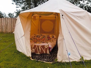 Cosy tent