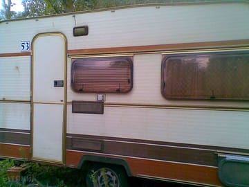 Caravan for six people