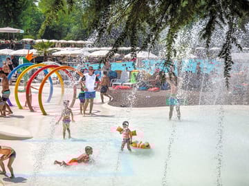 Spray park
