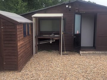 Washing-up and bathroom facilities