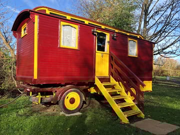 1926 showman's wagon with authentic fixtures