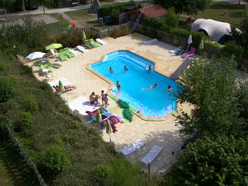 Heated pool