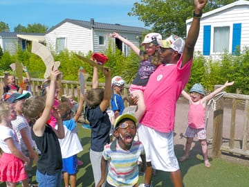 Little pirates and kids' club available in july and august