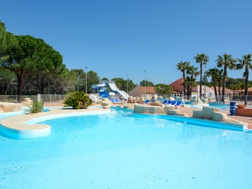 Counter-current pool