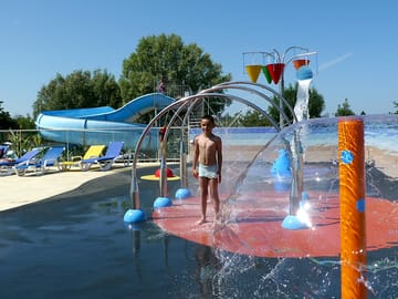 Paddling pool