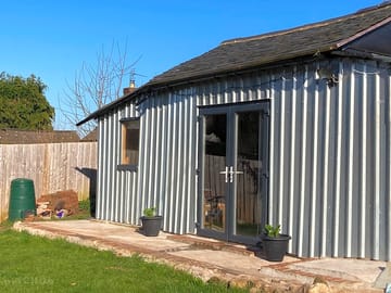 The shed and private terrace