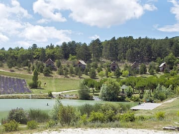 Village huttopia dieulefit