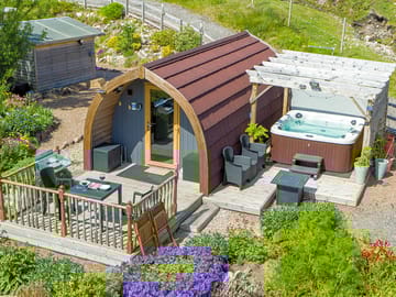 Camping pod