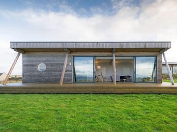 Views from indoors or out on the deck