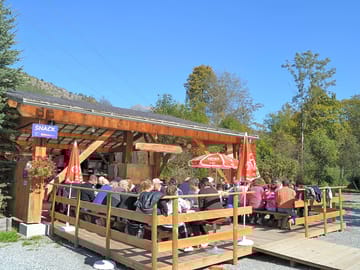 Snack bar
