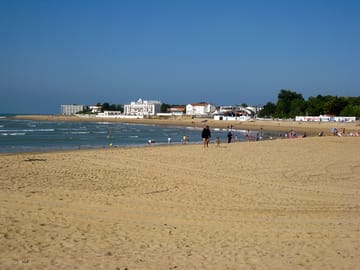 Main beach in la tranche-sur-mer, 10 minutes' drive away