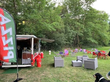 Food truck with outdoor seating