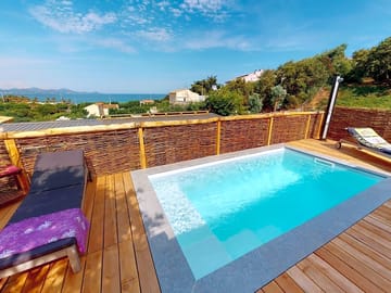 Riviera pool and decking