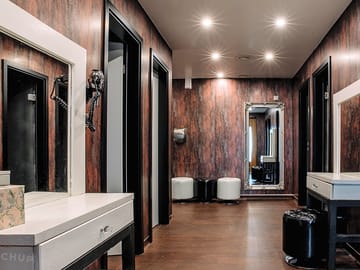 Ladies shower block