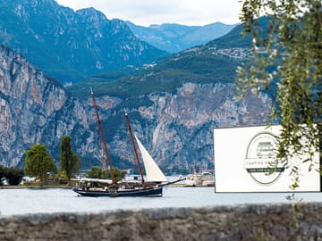 Il lago dal campeggio
