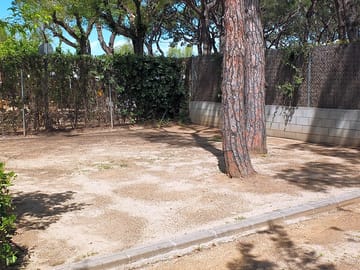 Pitch with electricity