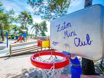 Kids' club