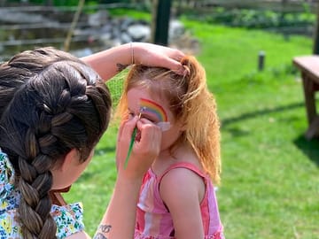 Face painting