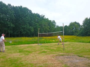 Badminton